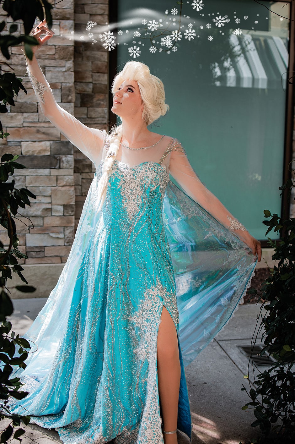 Ice Queen (Ice Gown)